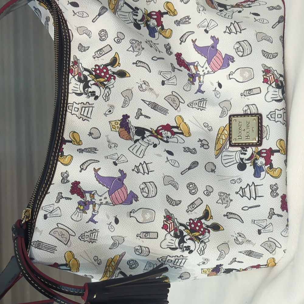 Dooney & Bourke Epcot International Food And Wine 2018